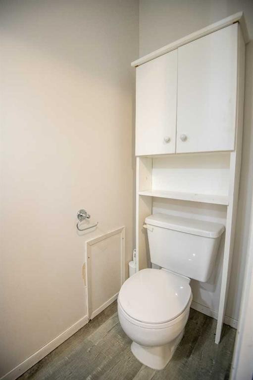 10105 102 Street, La Crete, AB - Indoor Photo Showing Bathroom