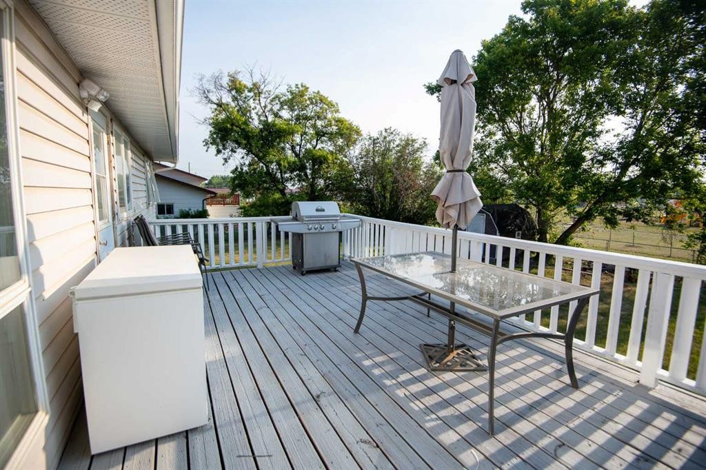 10105 102 Street, La Crete, AB - Outdoor With Exterior