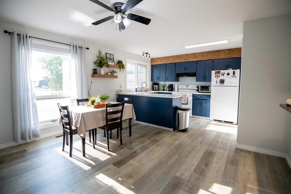 10105 102 Street, La Crete, AB - Indoor