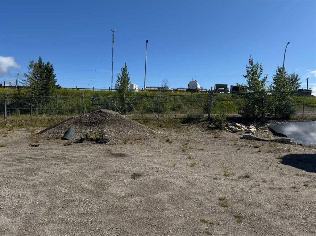 9802 98 Street, Grande Cache, AB