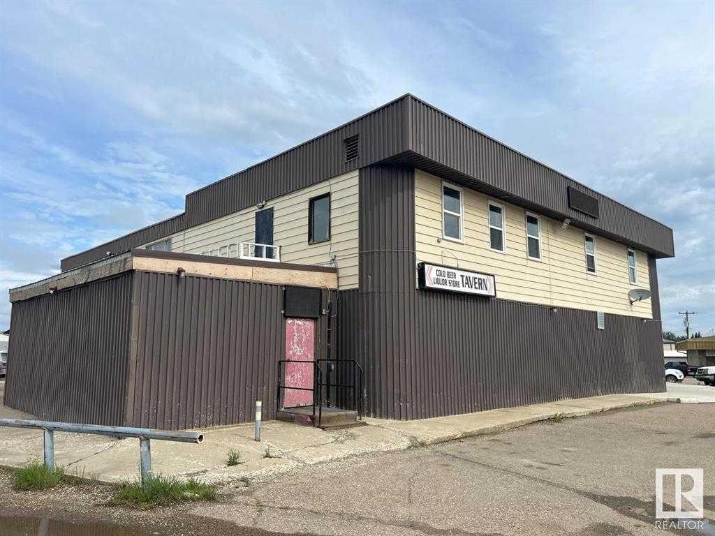 504 & 506 Main Street, Manning, AB