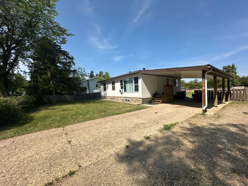 4718 49 Avenue, Grimshaw, AB - Outdoor