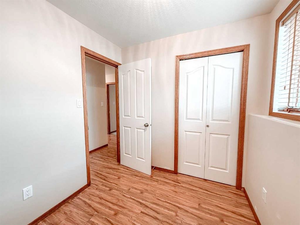 3-1006 3 Avenue, Beaverlodge, AB - Indoor Photo Showing Other Room