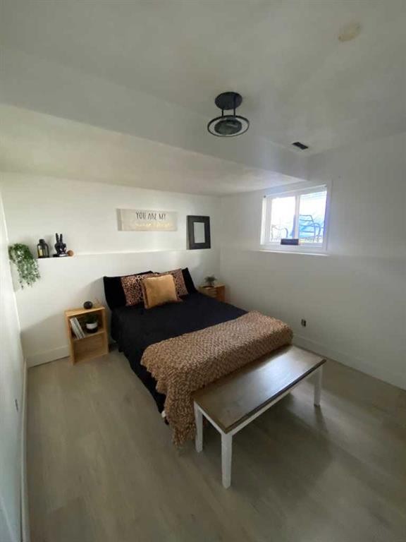 7607 Michealis Boulevard, Grande Prairie, AB - Indoor Photo Showing Bedroom