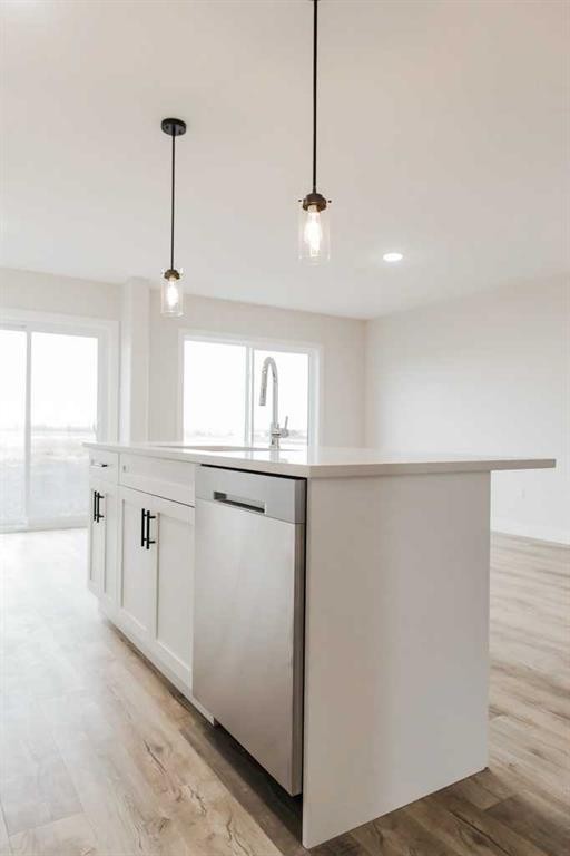 9560 114 Avenue, Clairmont, AB - Indoor