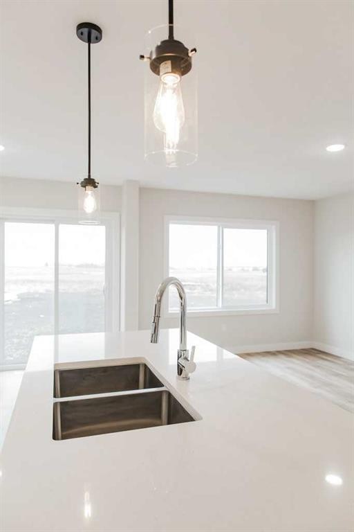 9560 114 Avenue, Clairmont, AB - Indoor Photo Showing Kitchen With Double Sink