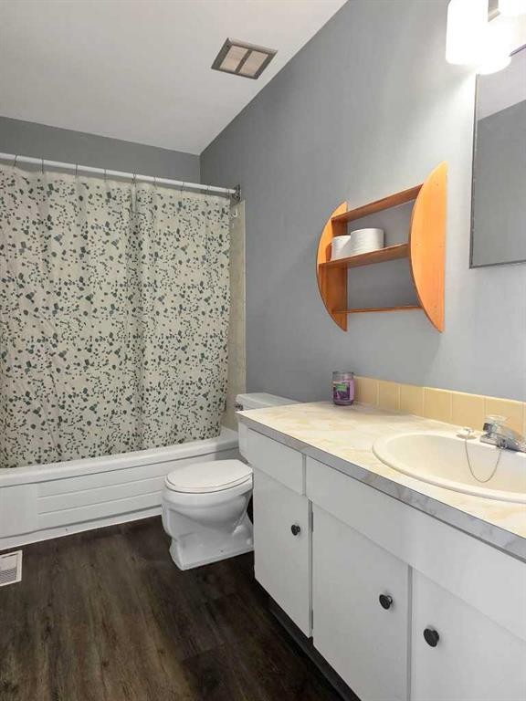 98 97 Avenue, Grande Cache, AB - Indoor Photo Showing Bathroom