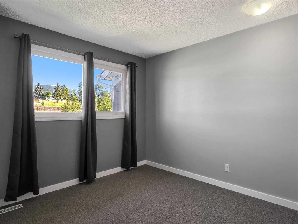 98 97 Avenue, Grande Cache, AB - Indoor Photo Showing Other Room