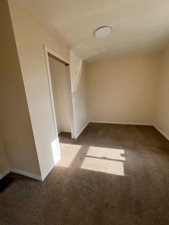 702 6Th Avenue, Beaverlodge, AB - Indoor Photo Showing Other Room