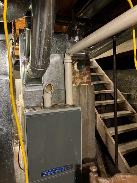 702 6Th Avenue, Beaverlodge, AB - Indoor Photo Showing Basement