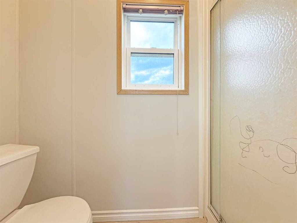 5206 52 Avenue, Valleyview, AB - Indoor Photo Showing Bathroom