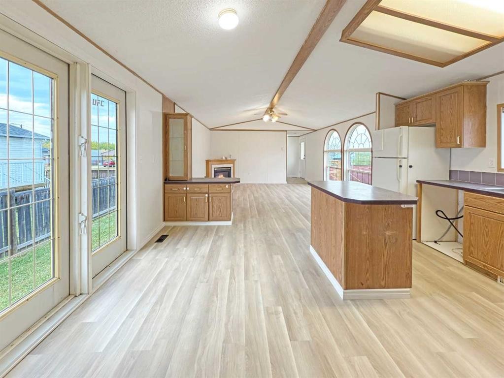 5206 52 Avenue, Valleyview, AB - Indoor Photo Showing Kitchen