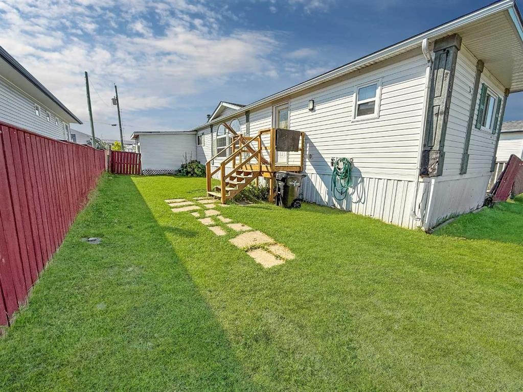 5206 52 Avenue, Valleyview, AB - Outdoor With Exterior