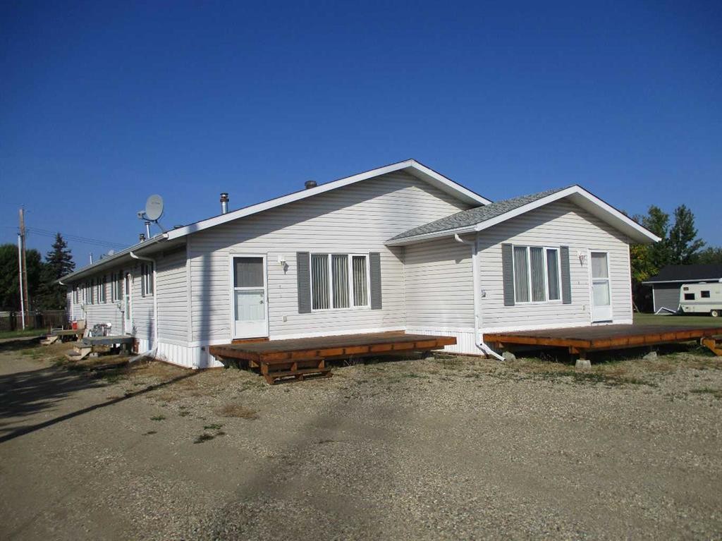 804 2Nd Street Nw, Manning, AB - Outdoor With Exterior