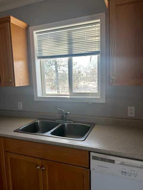 804 2Nd Street Nw, Manning, AB - Indoor Photo Showing Kitchen With Double Sink