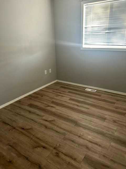 804 2Nd Street Nw, Manning, AB - Indoor Photo Showing Other Room