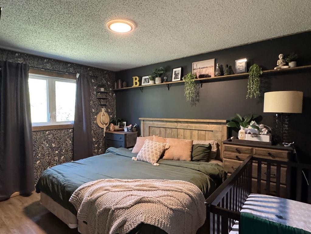 51002 Twp Rd 794, Rural Spirit River No. 133, M.D. Of, AB - Indoor Photo Showing Bedroom