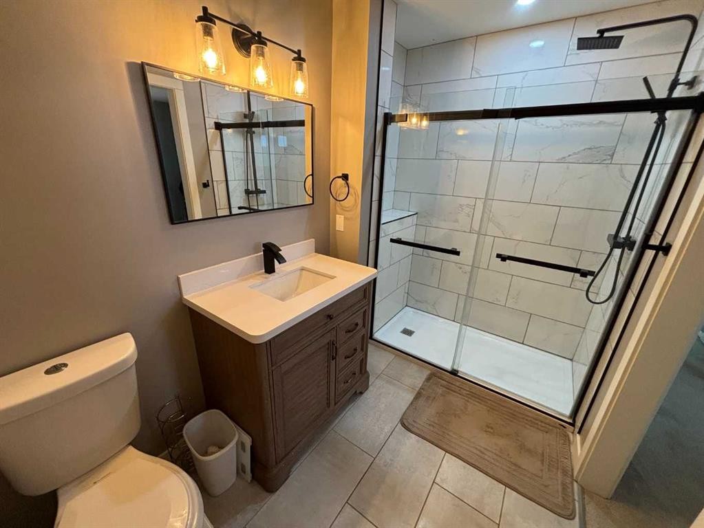 10413 83 Street, Peace River, AB - Indoor Photo Showing Bathroom