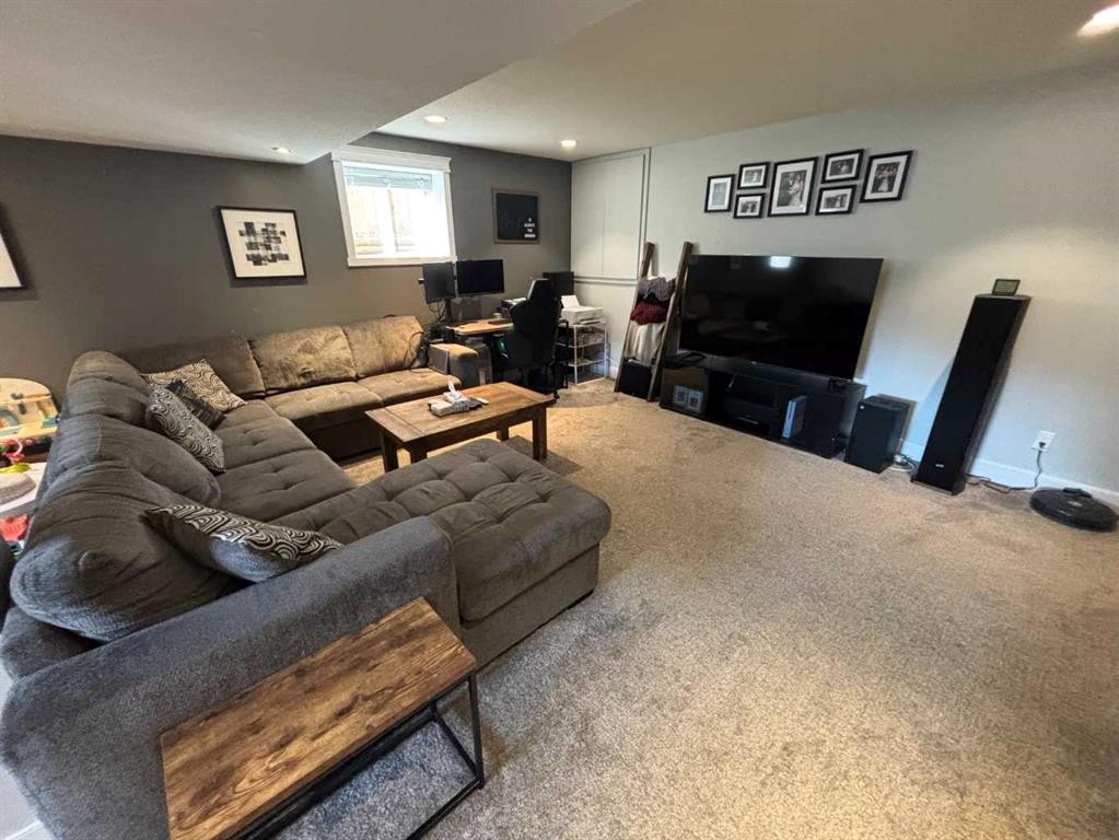 10413 83 Street, Peace River, AB - Indoor