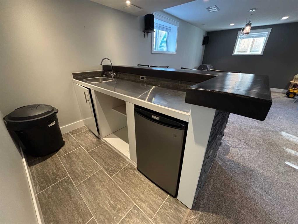 10413 83 Street, Peace River, AB - Indoor