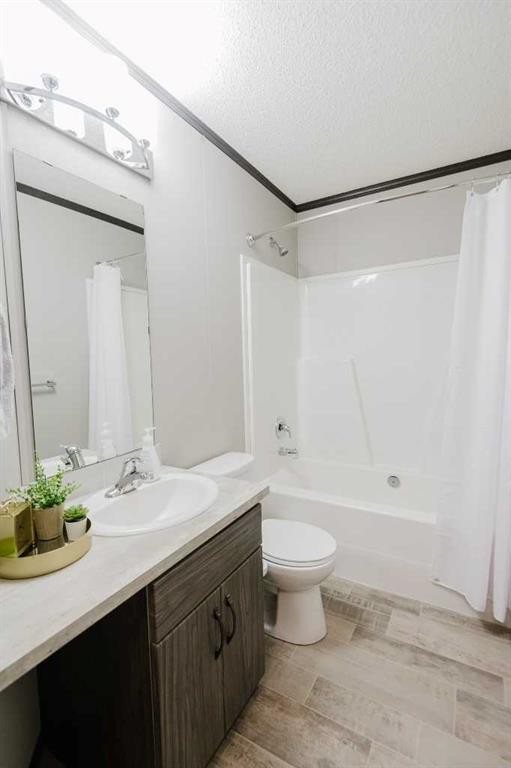 220 Riverdrive Lane, Rural Mackenzie County, AB - Indoor Photo Showing Bathroom