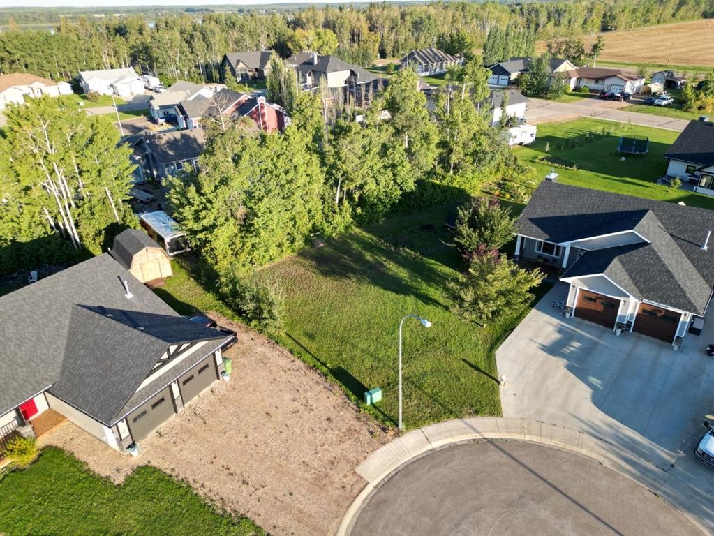 11014 107 Ave, La Crete, AB