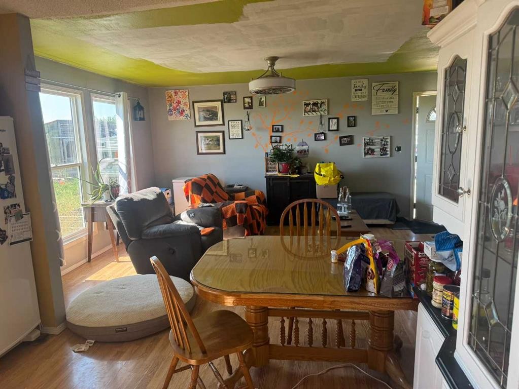 235037 Township Road 844, Rural Northern Lights, County Of, AB - Indoor Photo Showing Dining Room