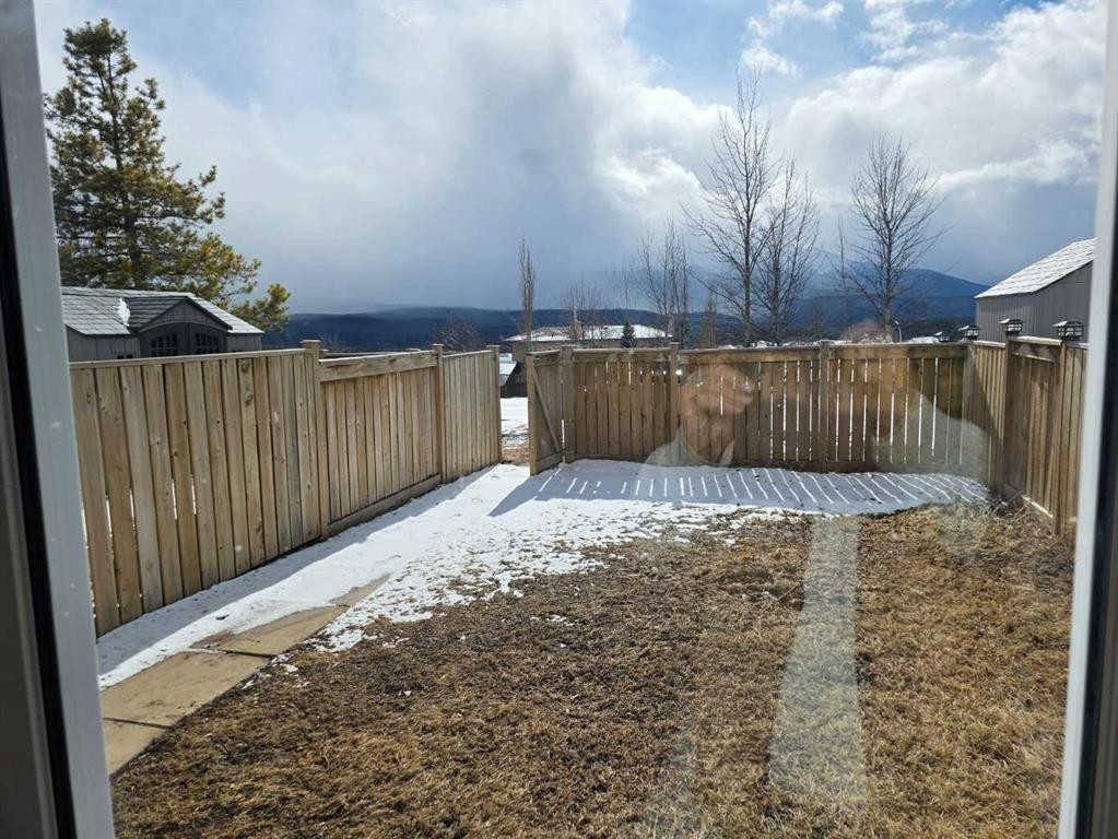 107 97 Avenue, Grande Cache, AB - Outdoor