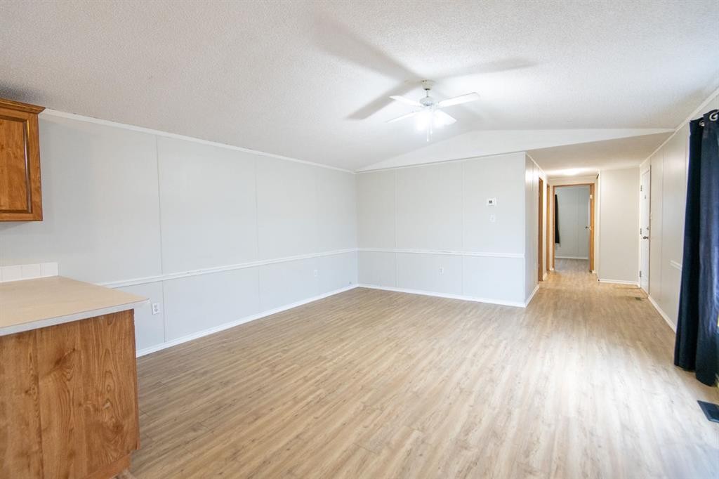 10417 110 Ave, La Crete, AB - Indoor Photo Showing Other Room