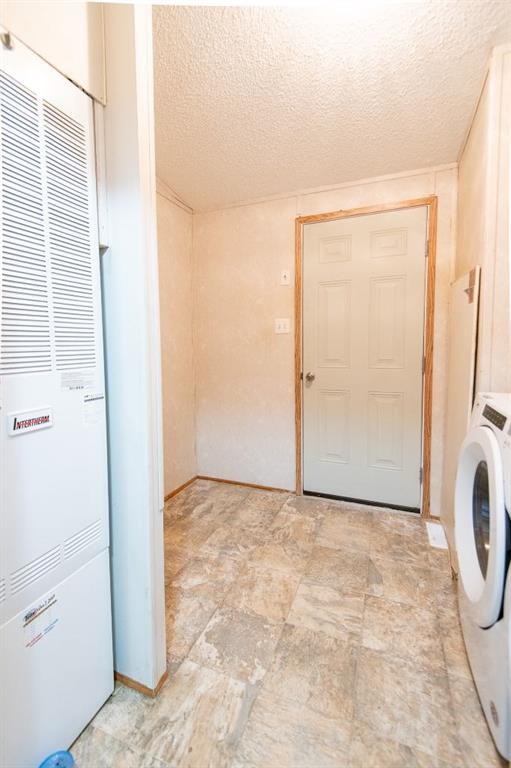 10417 110 Ave, La Crete, AB - Indoor Photo Showing Laundry Room