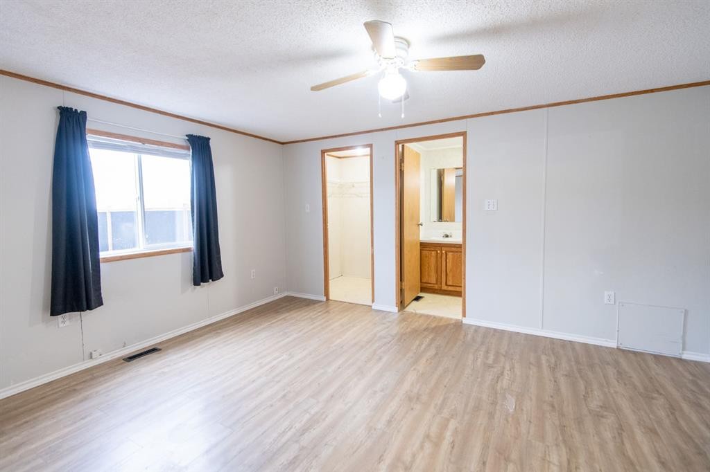 10417 110 Ave, La Crete, AB - Indoor Photo Showing Other Room