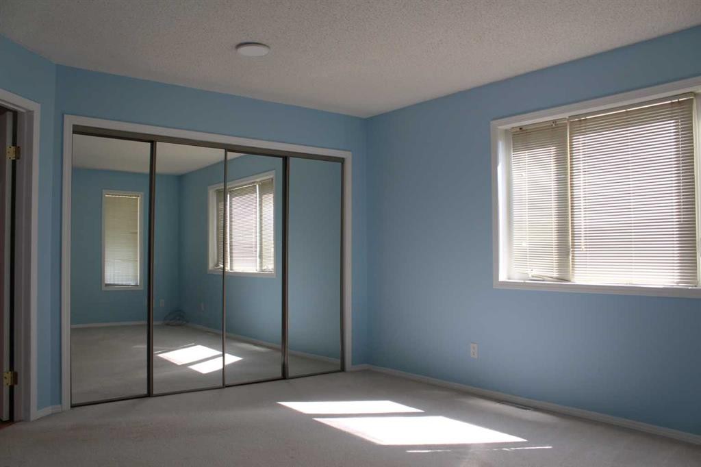 503 5Th Avenue Ne, Manning, AB - Indoor Photo Showing Other Room
