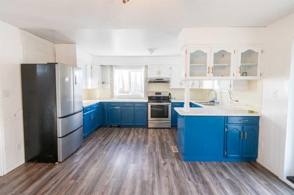 107142 Range Road 135, Rural Mackenzie County, AB - Indoor Photo Showing Kitchen
