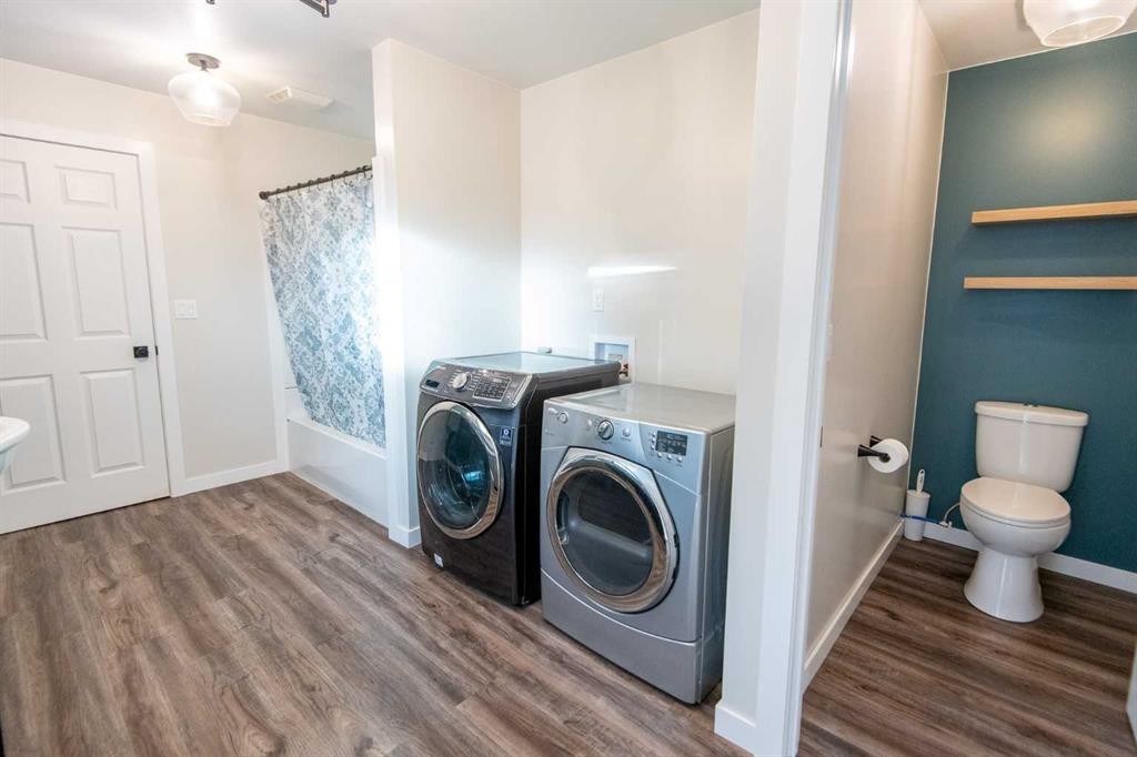 107142 Range Road 135, Rural Mackenzie County, AB - Indoor Photo Showing Laundry Room