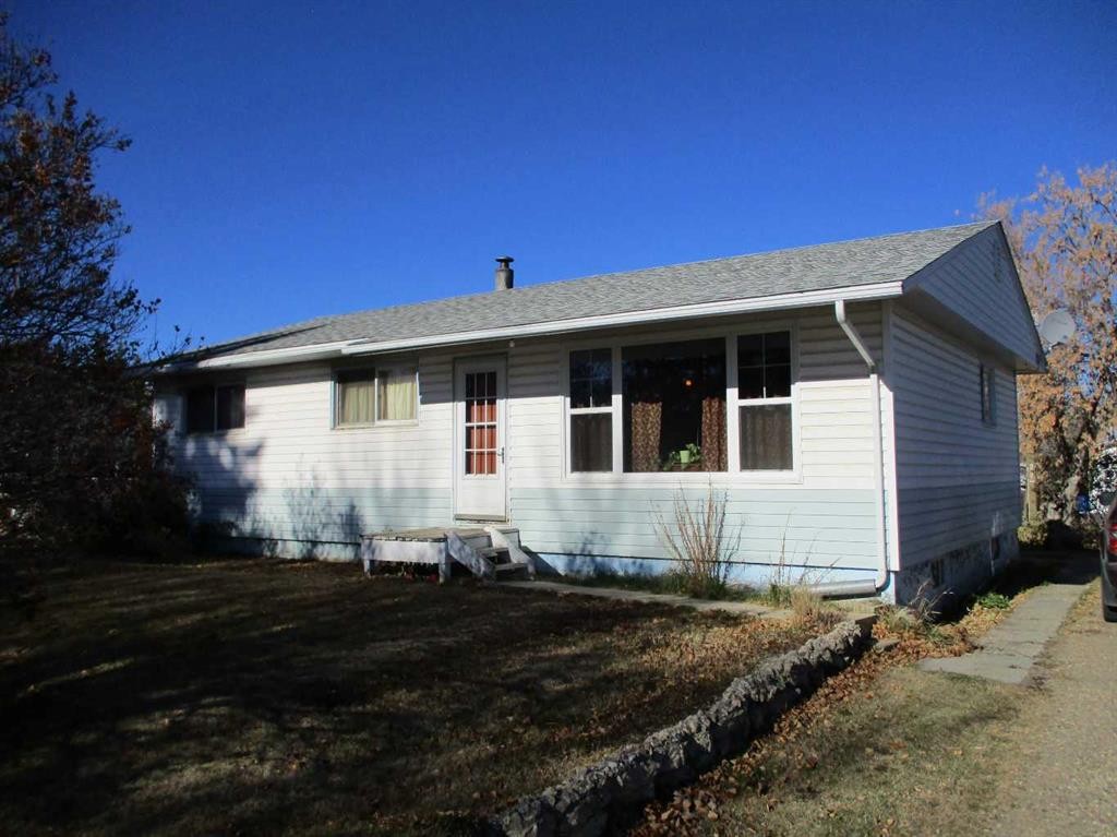 220 2Nd Avenue Sw, Manning, AB - Outdoor