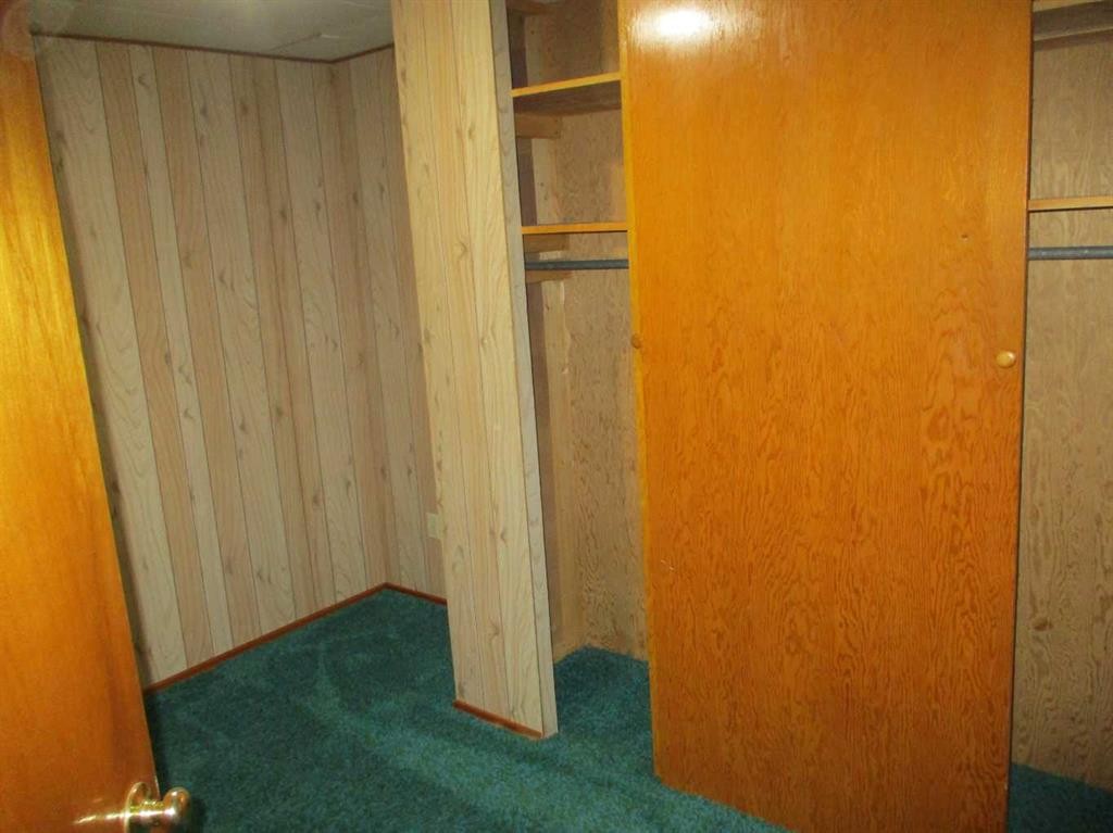 220 2Nd Avenue Sw, Manning, AB - Indoor Photo Showing Other Room