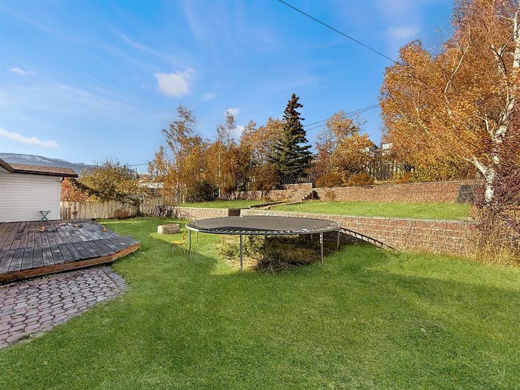 10530 98Th Avenue, Grande Cache, AB - Outdoor