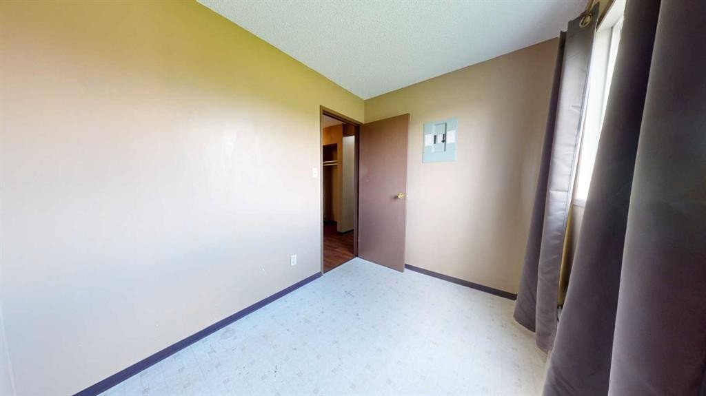 304-5117 44 Street, High Prairie, AB