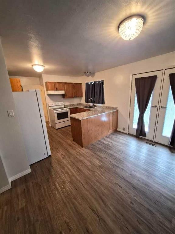 214 7 Street, Beaverlodge, AB - Indoor Photo Showing Other Room