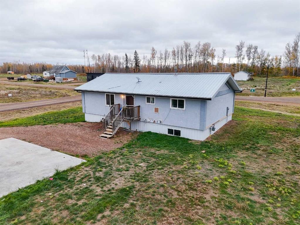 5702 44 Ave, Fort Vermilion, AB - Outdoor