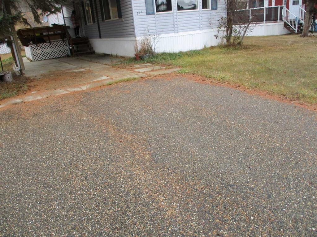 912 2A Street, Manning, AB