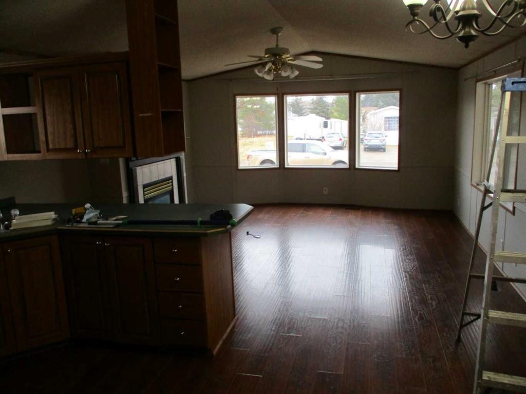 912 2A Street, Manning, AB