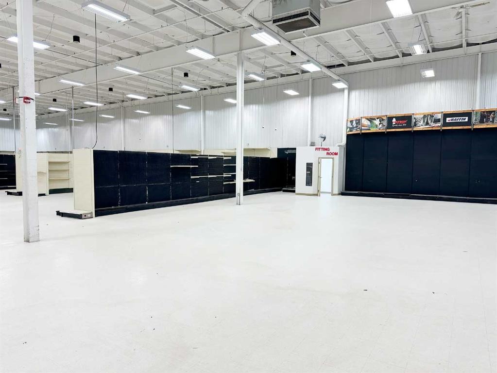 9902 120 Street, Grande Prairie, AB