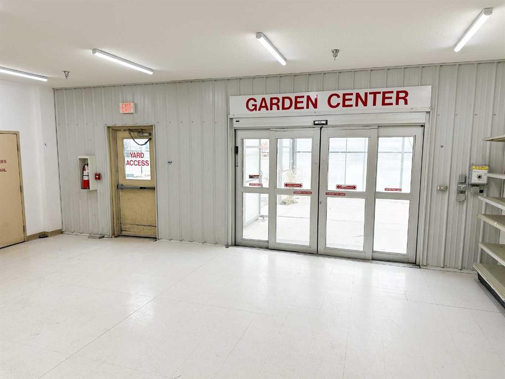 9902 120 Street, Grande Prairie, AB