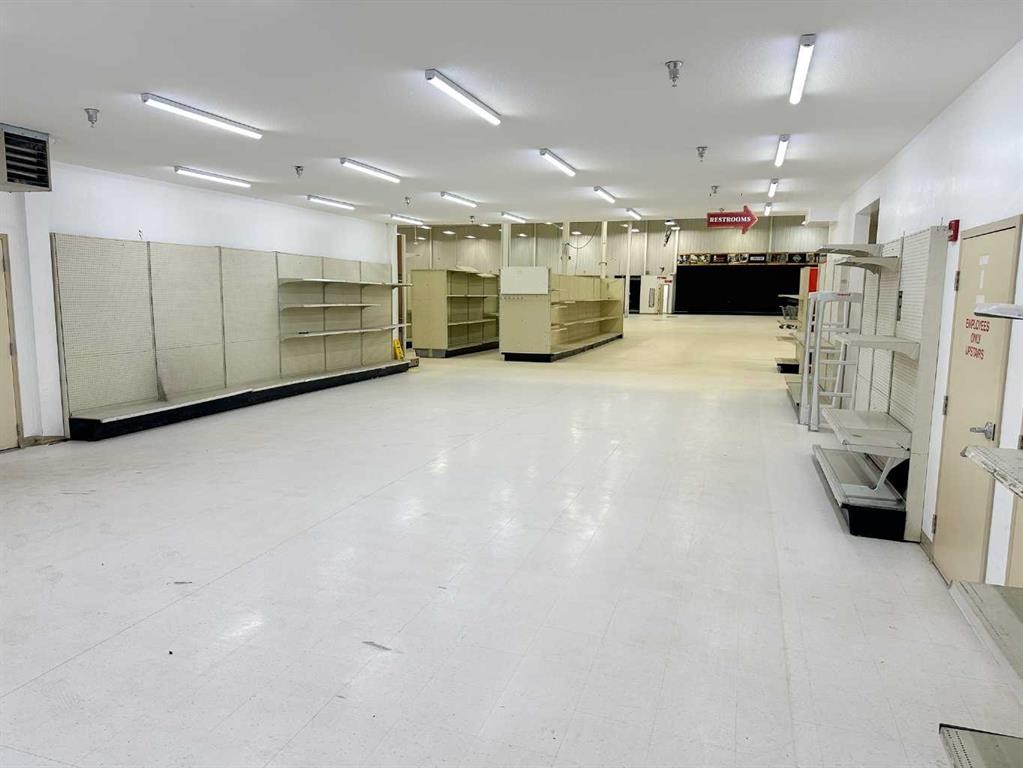 9902 120 Street, Grande Prairie, AB