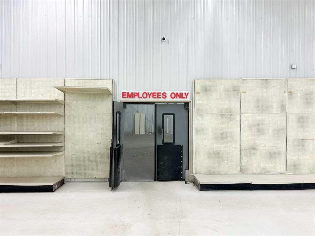 9902 120 Street, Grande Prairie, AB