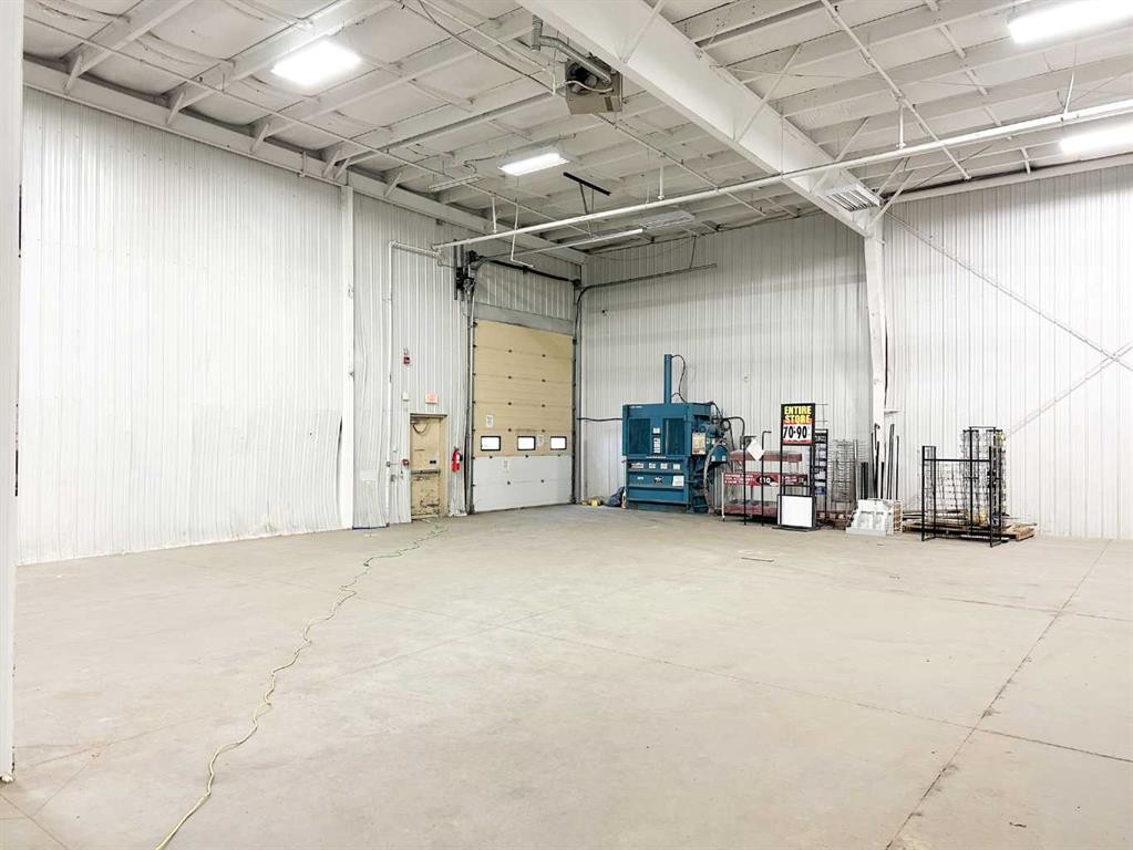 9902 120 Street, Grande Prairie, AB