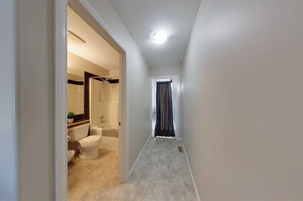 12026 102A Street, Grande Prairie, AB - Indoor Photo Showing Bathroom