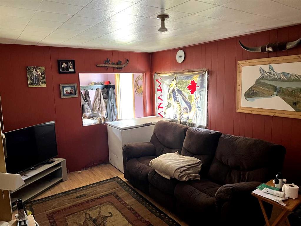 Rge Rd 194 Road, Rural Greenview No. 16, M.D. Of, AB - Indoor