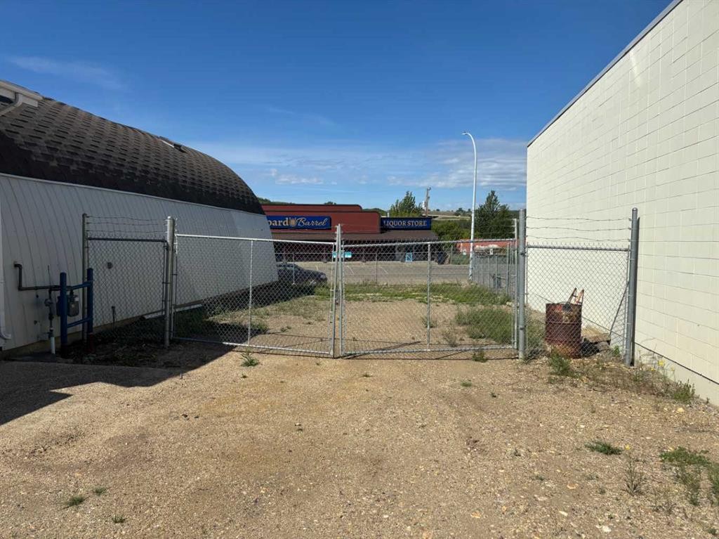 9608 96 Street, Peace River, AB